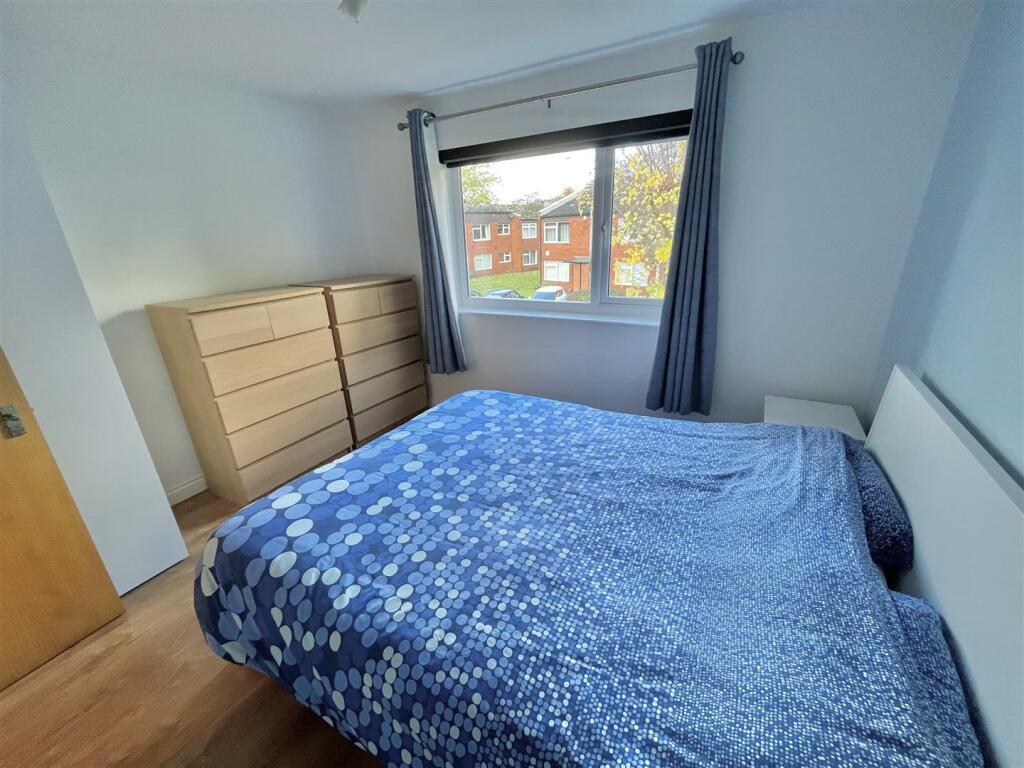 Bedroom 1 Aspect 2