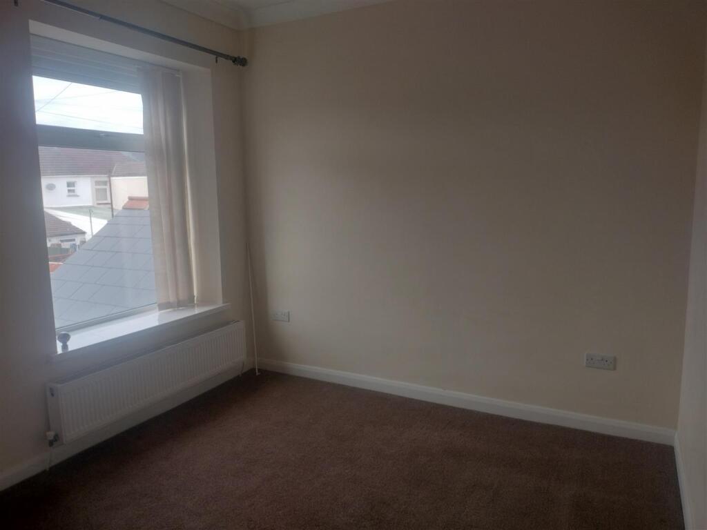 34 mary street bedroom one.jpg