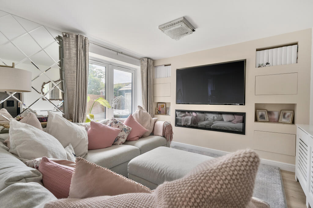 1321486156874e5a524069