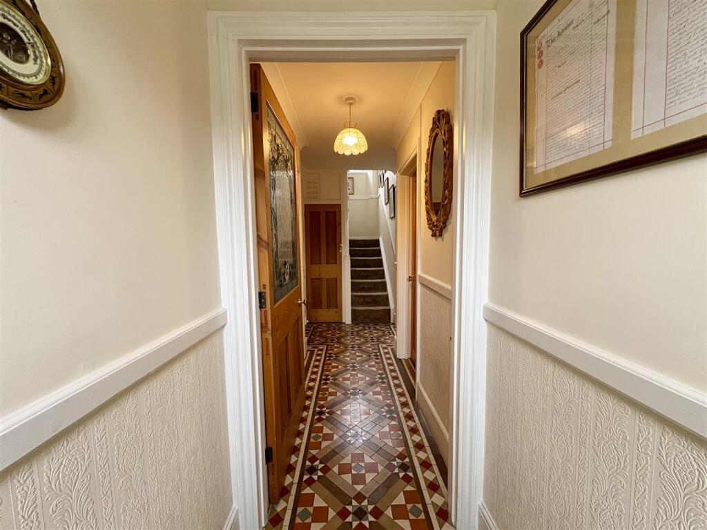 Entrance porch