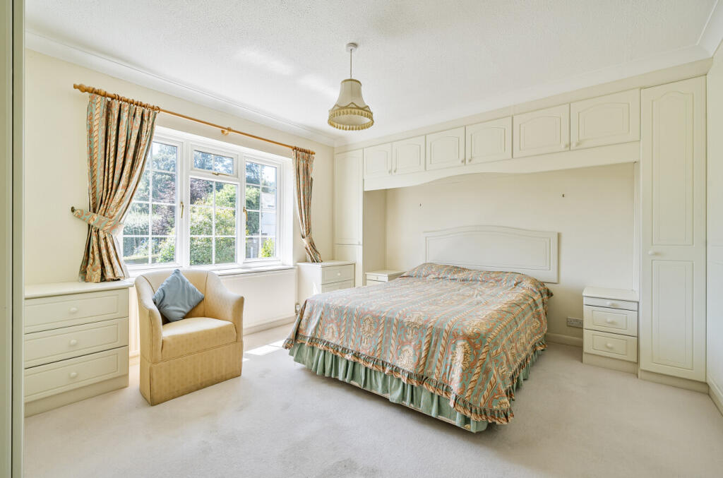 1321190-19-686eae...