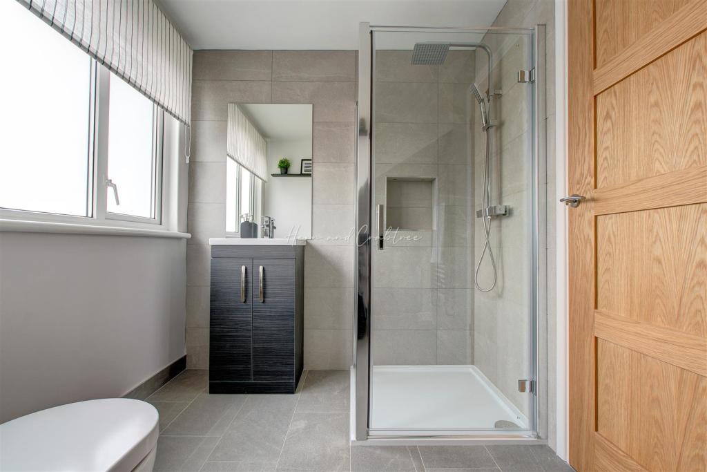 King George V_Hern_Crabtree_ (40).jpg