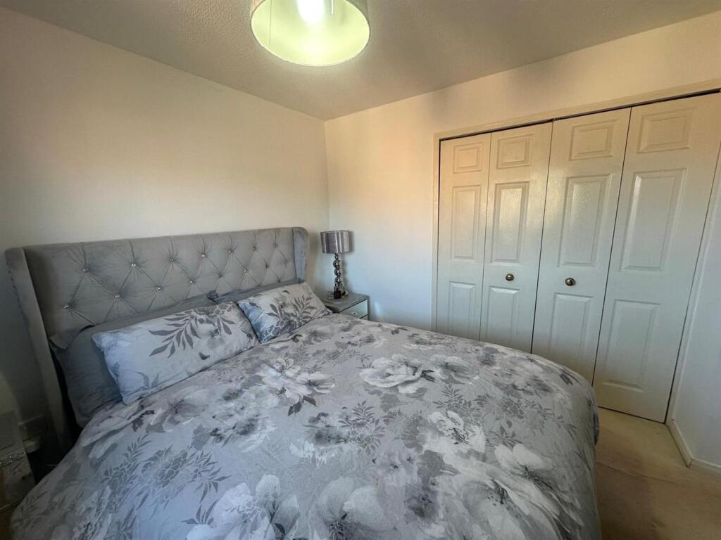 Master Bedroom 1.jpg