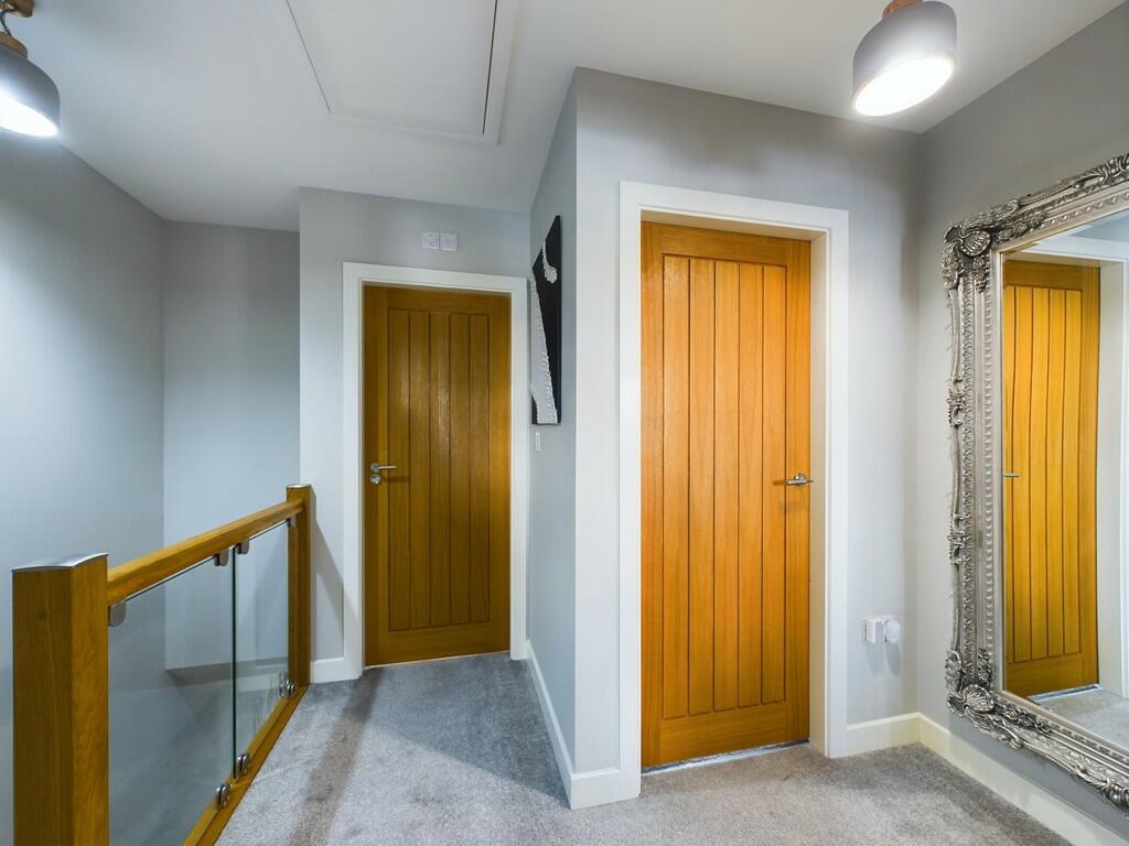 CAM02060G0-PR0201...