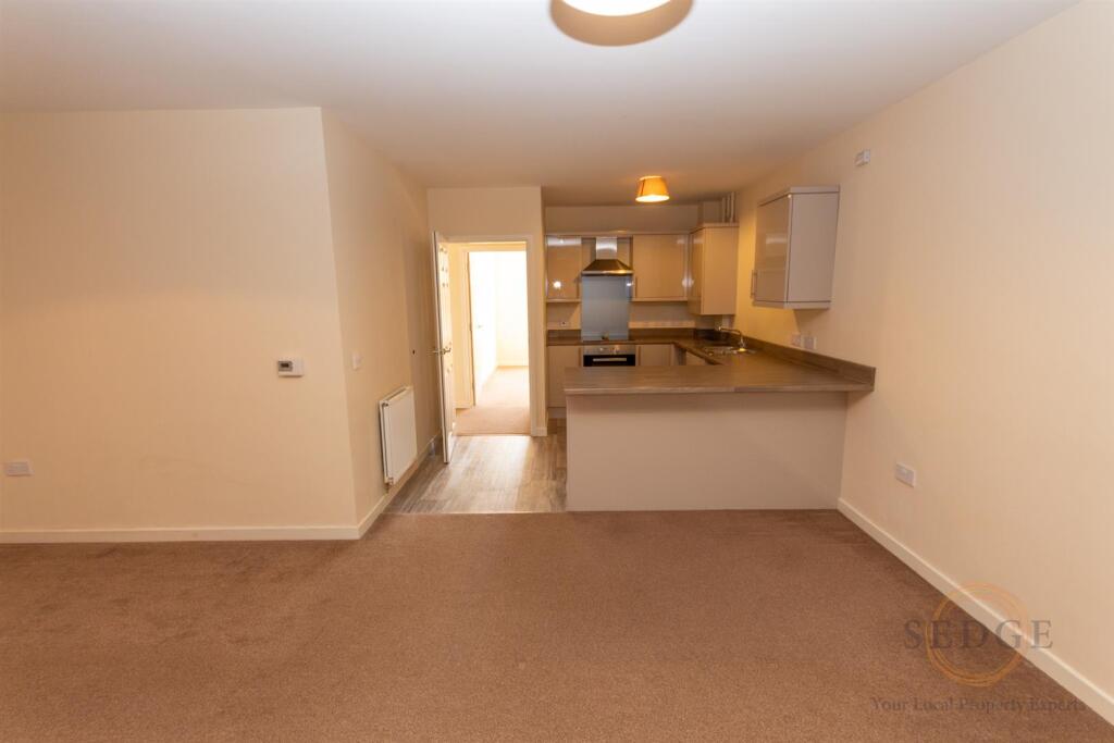 flat 2-5.jpg