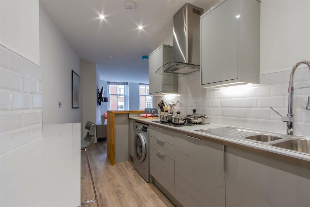 Westgate Street 11, 3-8.jpg