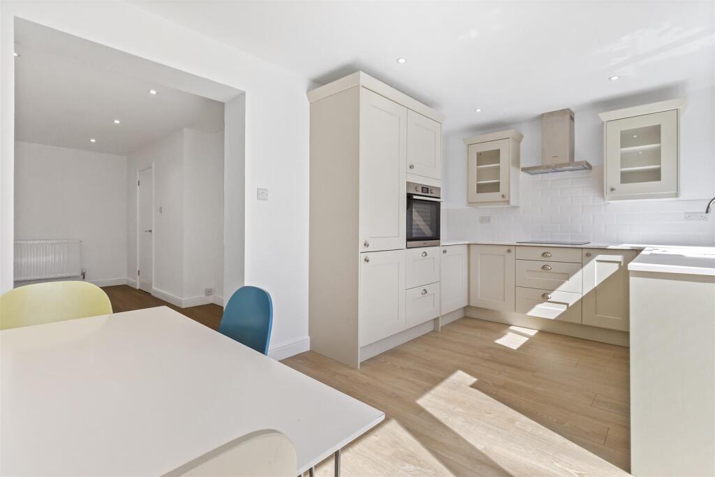 30 edmonton road-012.JPG