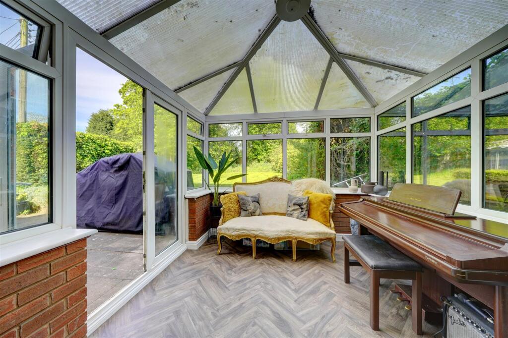 7 The Avenue (10).jpg