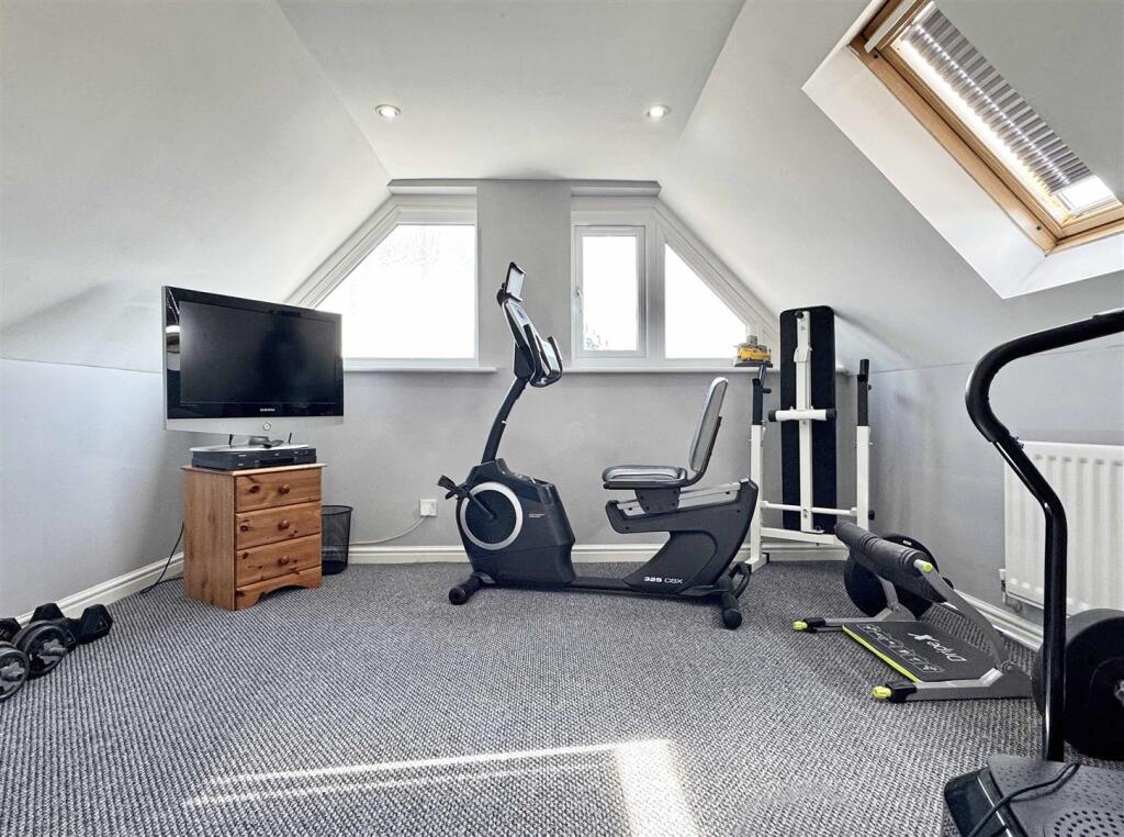 Bedroom 3.jpg