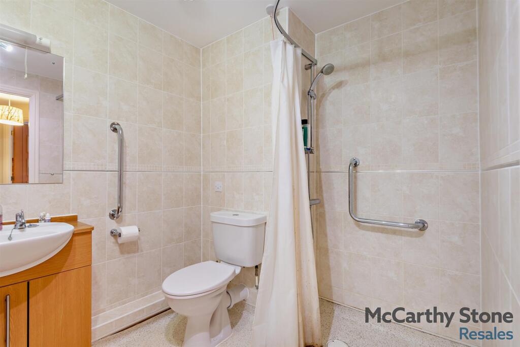 8667606-interior04-800.jpg
