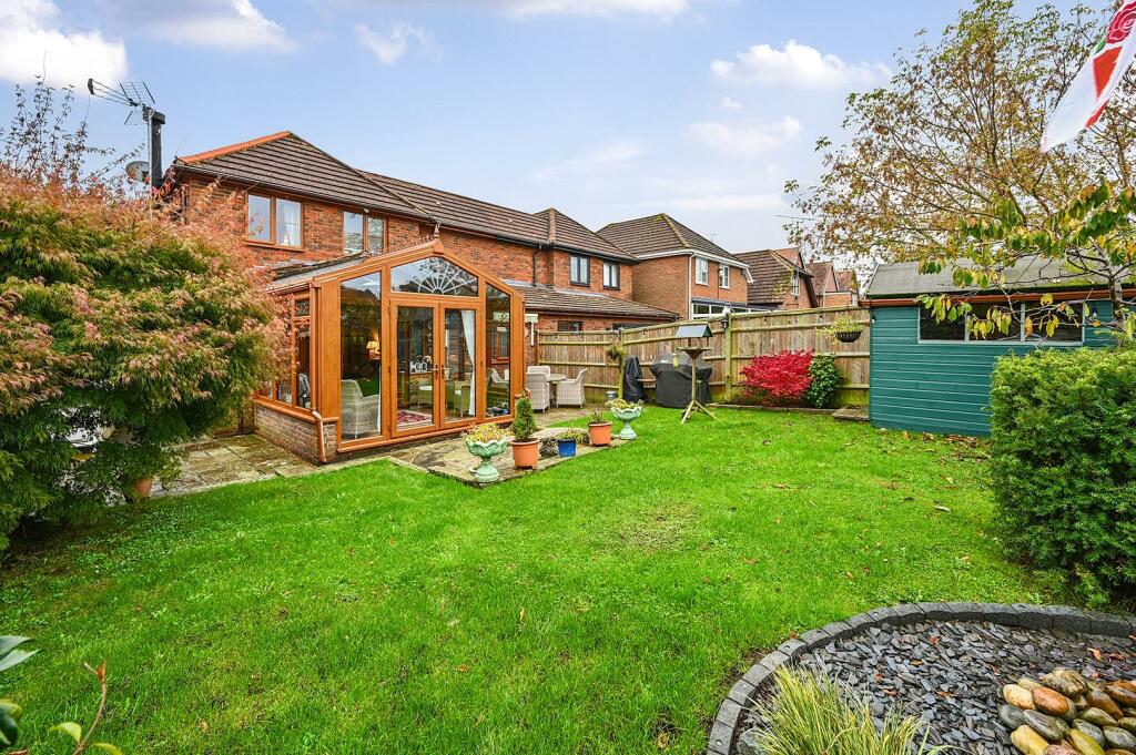 ROSE COTTAGE - TN17 3AN (8).jpg