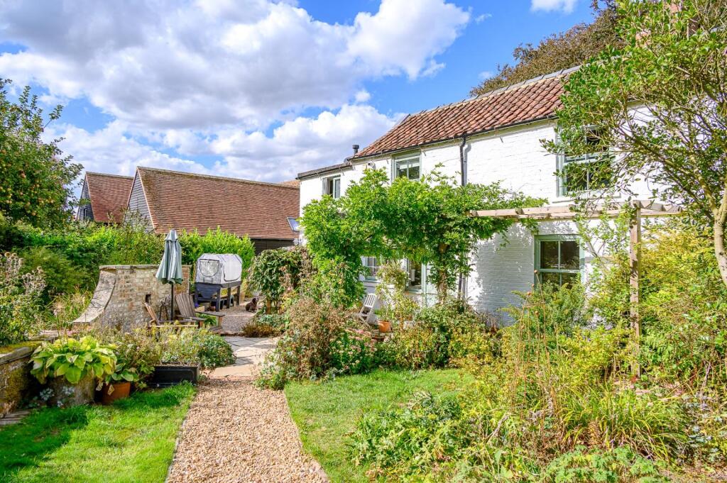 28 Whitewalls-42.jpg