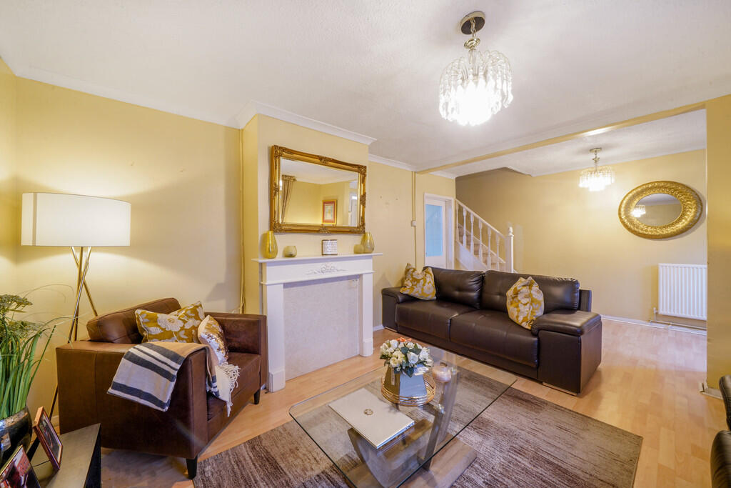 121 Meadfield - S...