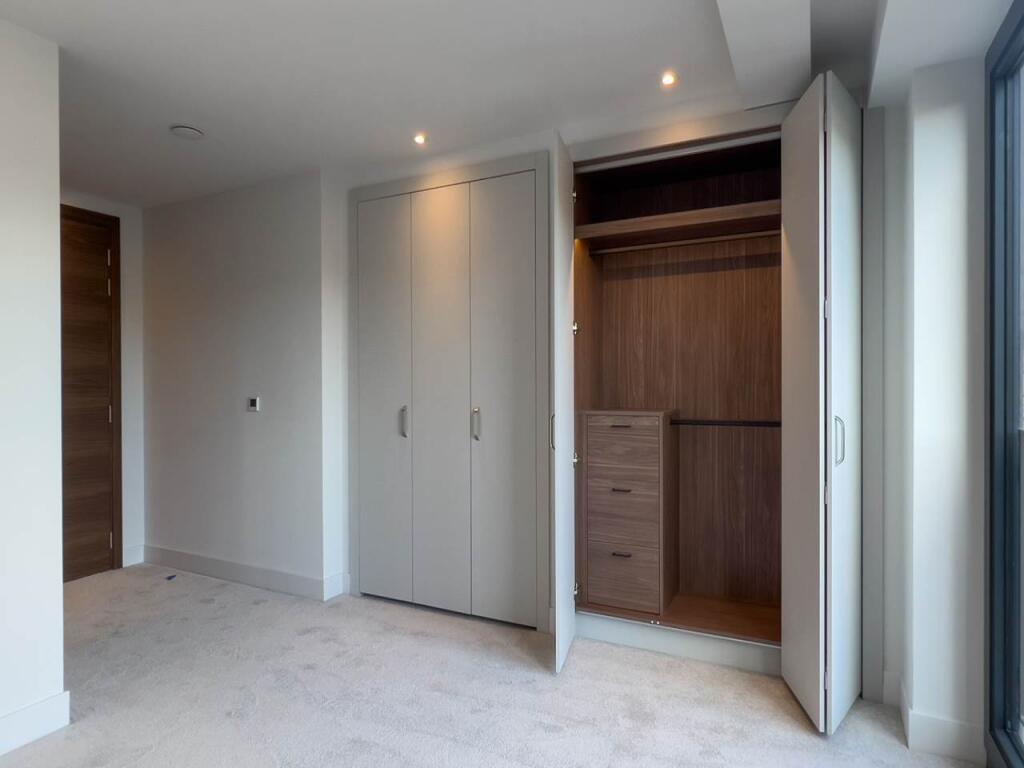 VV-Mid-Apartment 9-P