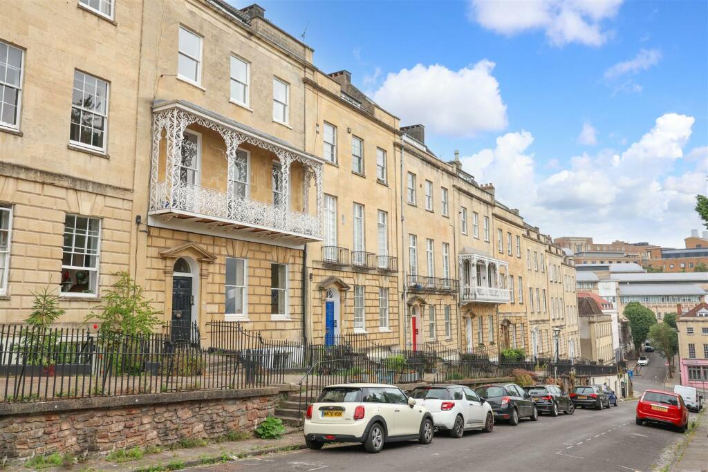 FFF 9 Charlotte St 2.JPG