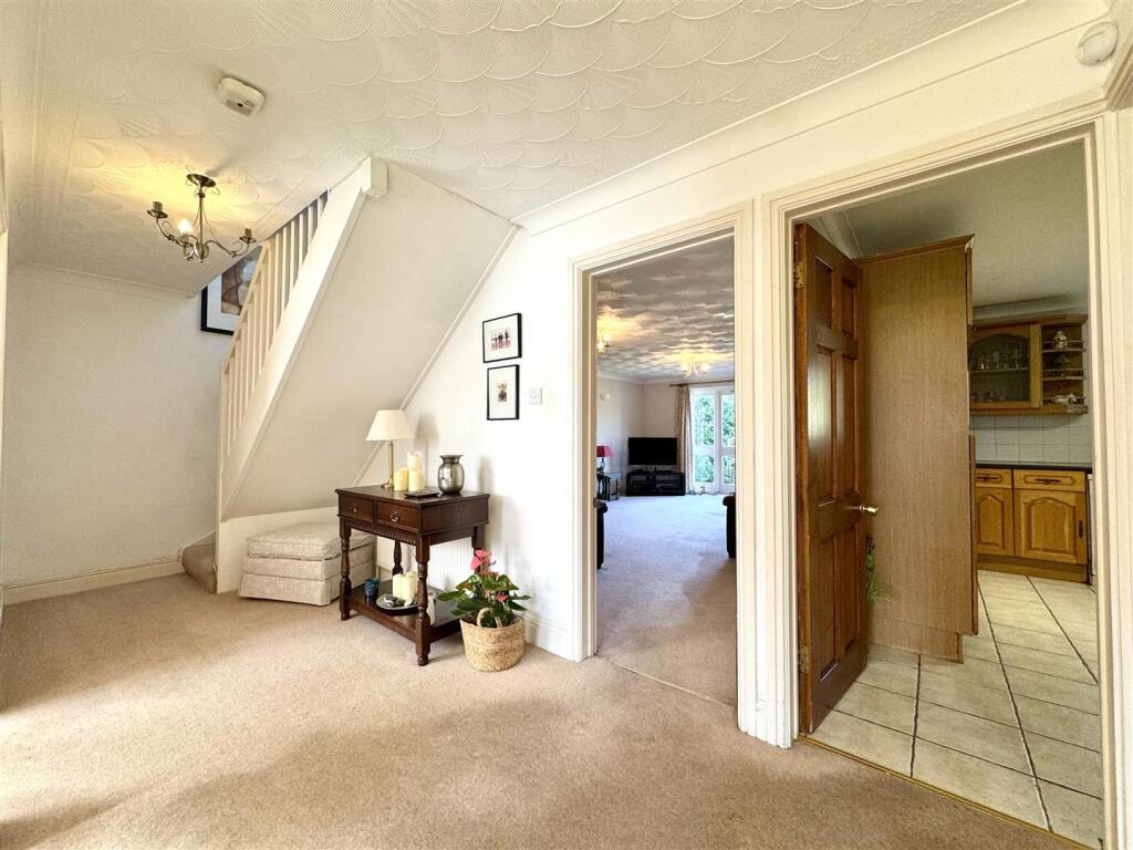 FIRST FLOOR STAIRS AND LANDING