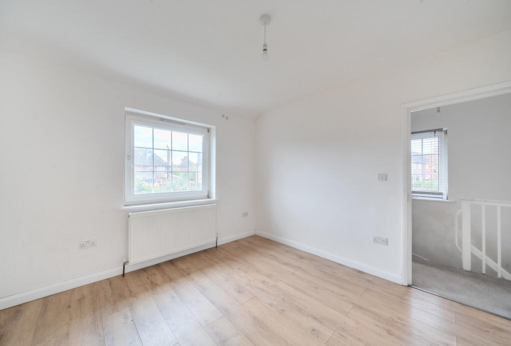 1382908-7-691c54b...