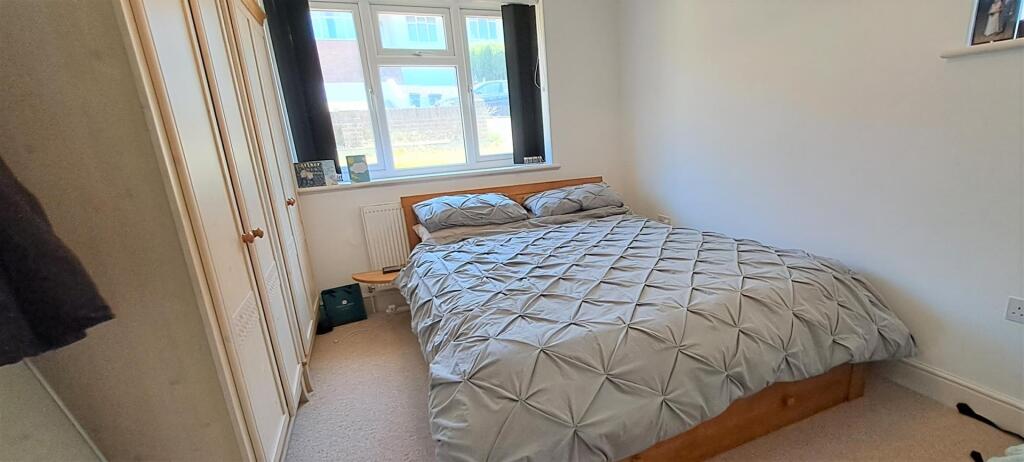 Bedroom 1 shot.jpg