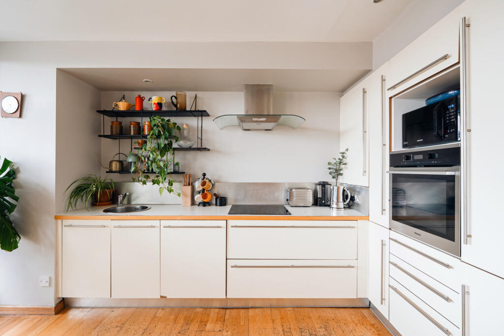 324236 - MP06389.jpg