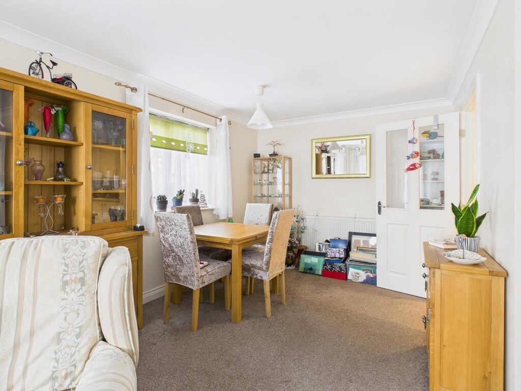 CAM05068G0-PR0048...