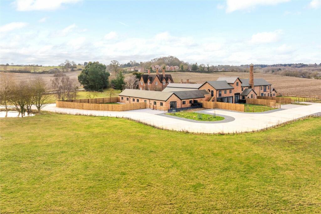 Great Hall Barns