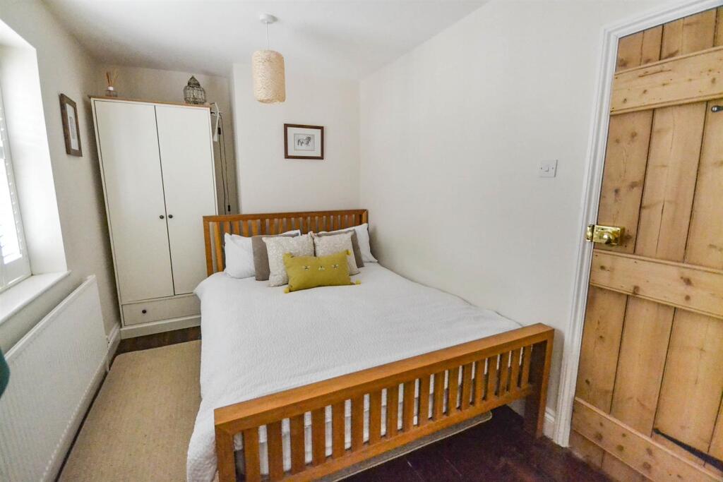 Main Bedroom.JPG
