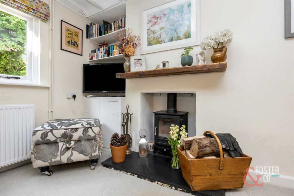 Blackstone Street, Bramble Cottage, 2-013.jpg