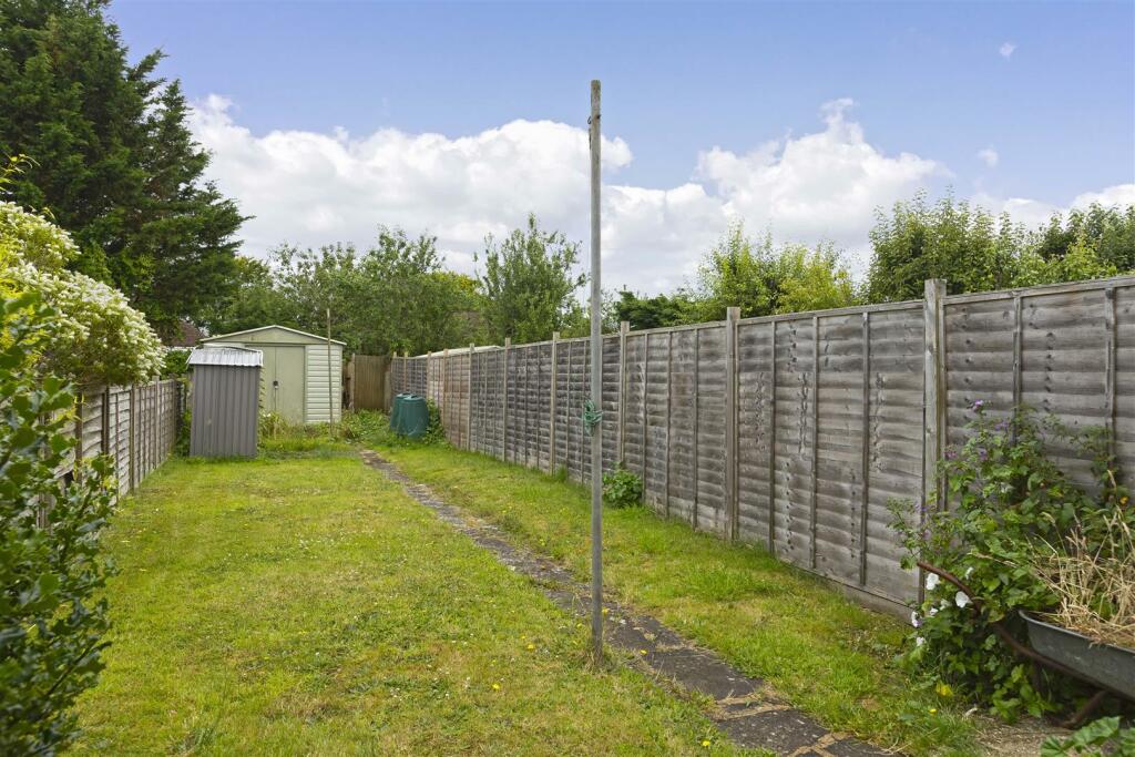 91 Ardingly Drive_11.JPG