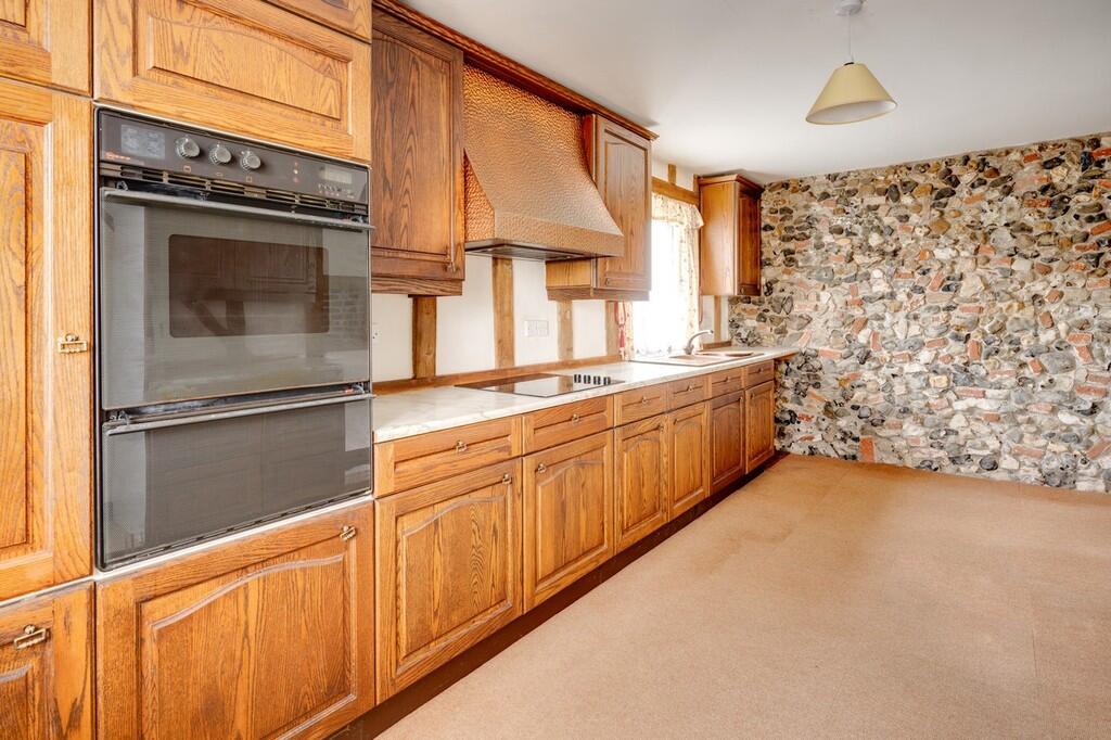 Barnfield House-1...