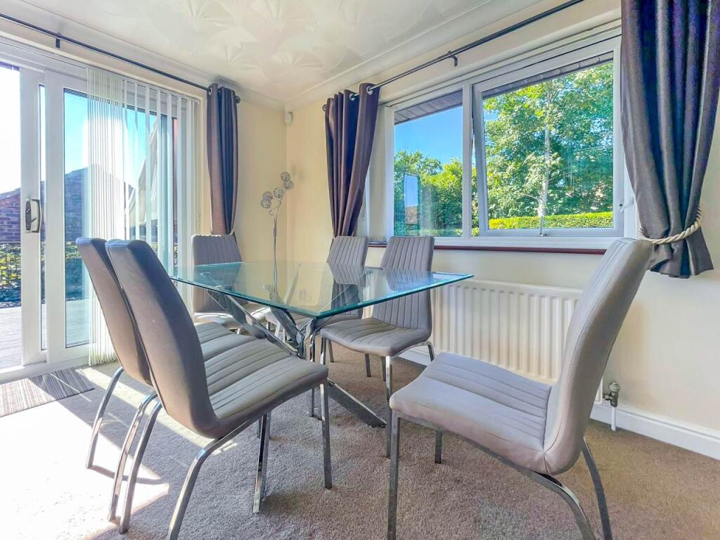 9 riverslea dining a