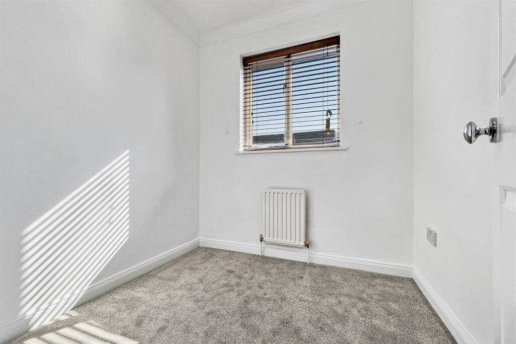 Bedroom 4/Study