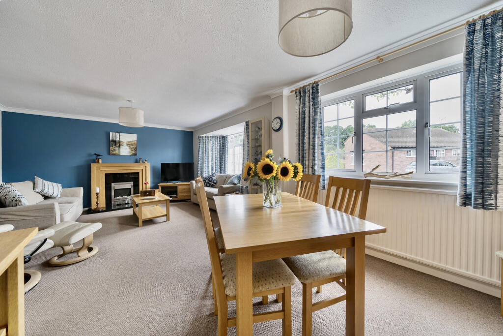 Living / Dining Room