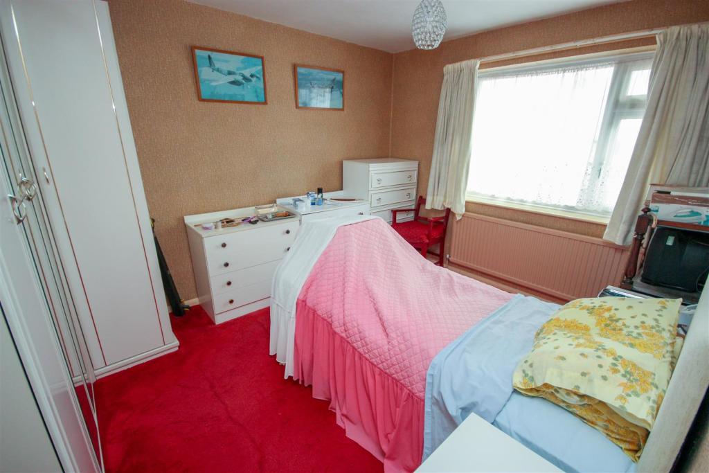 Master Bedroom.jpg