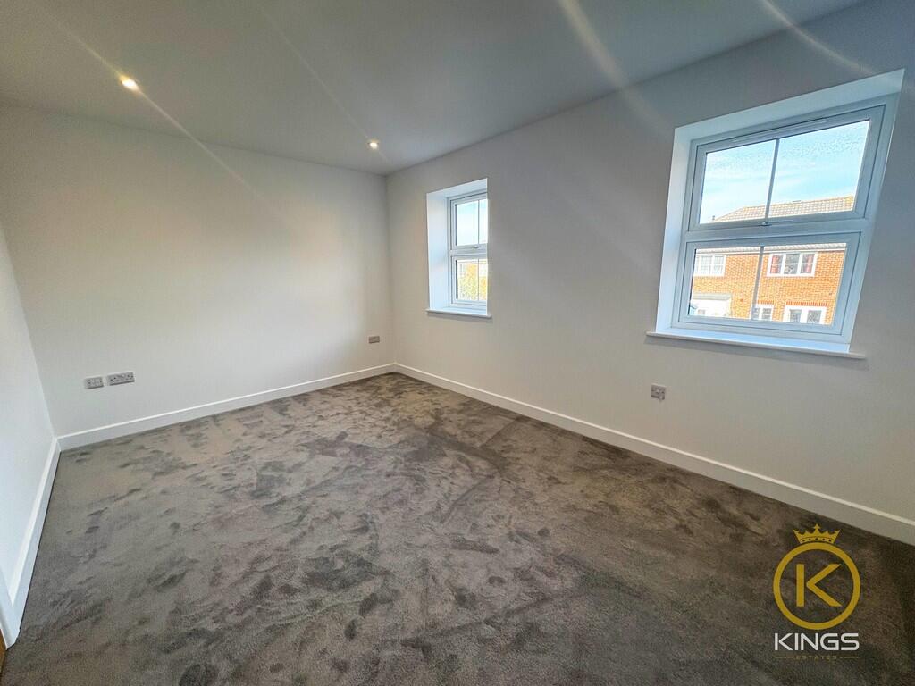 2 Carpenter Close...