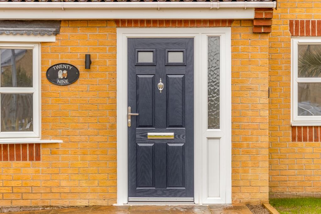29 Oakwood Glade (Holbeach)-8