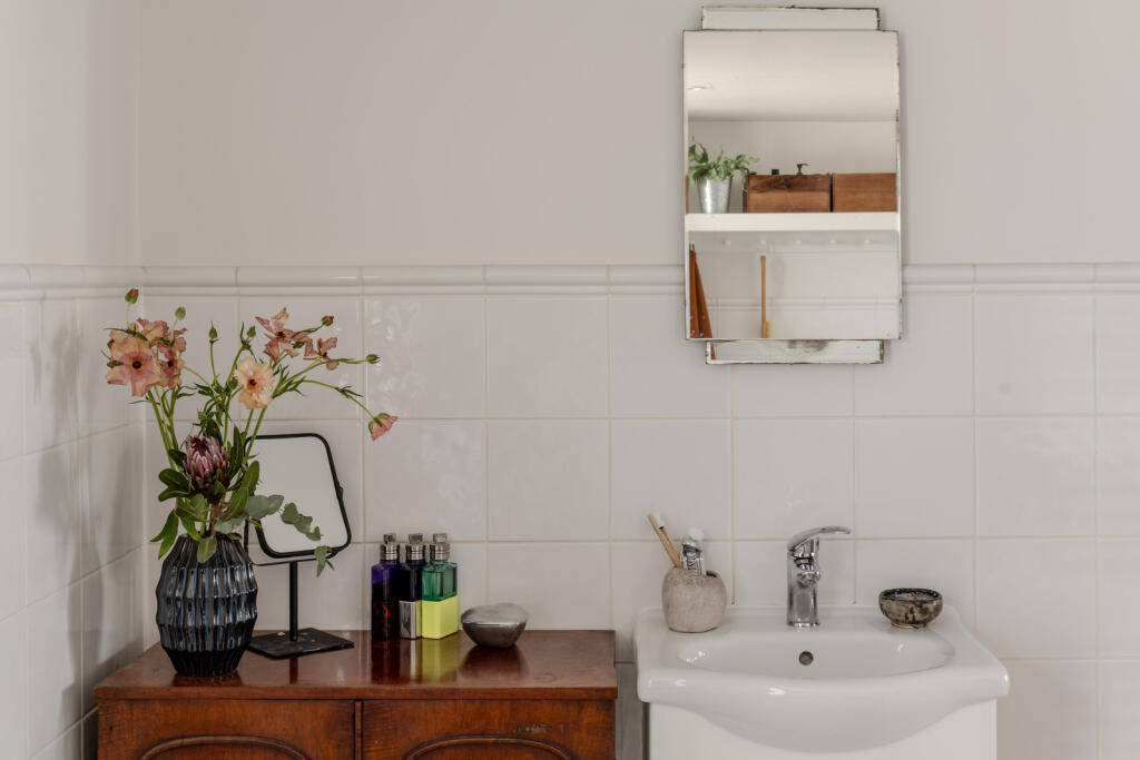 273480 - INIGO_REGENCY COURT-145.jpg