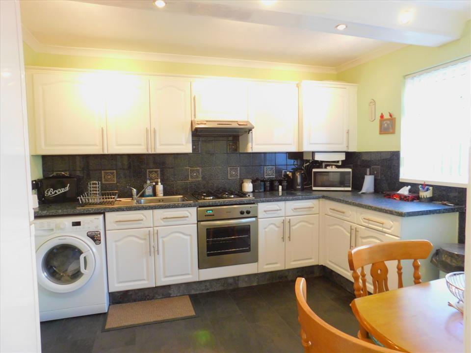 KITCHEN EXTRA PHOTO