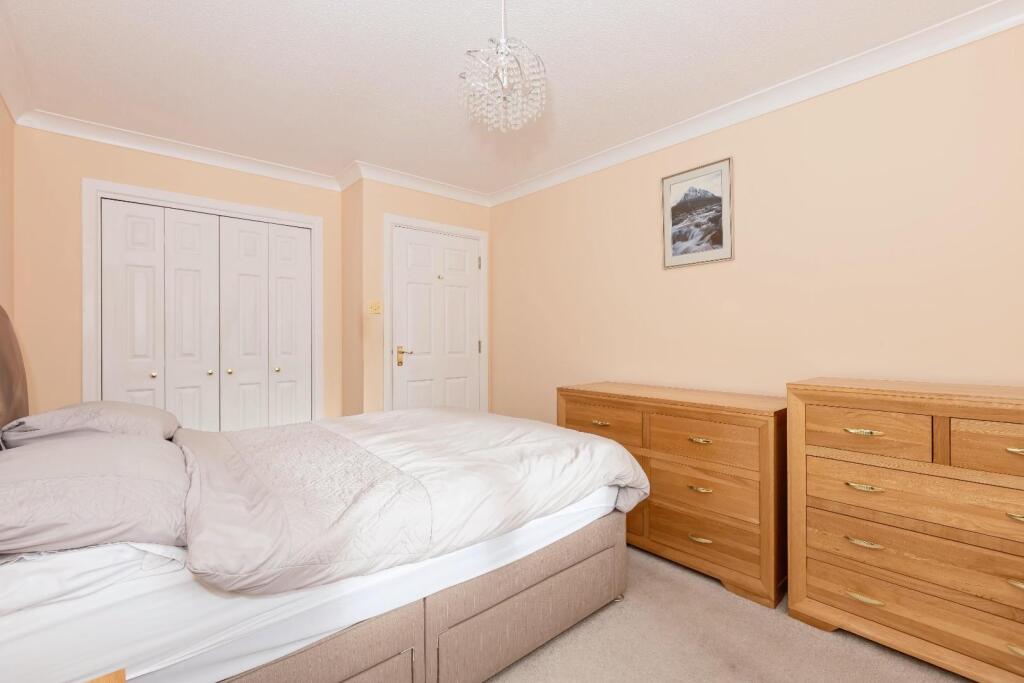 Amberley Court_7.jpg