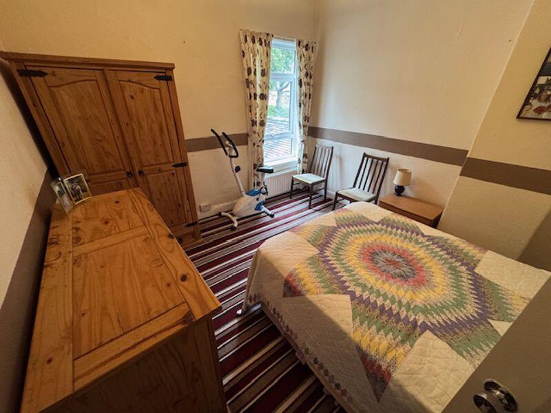 BACK BEDROOM