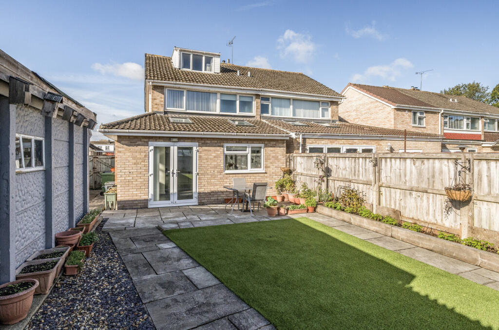 13472881268c92c74ba855