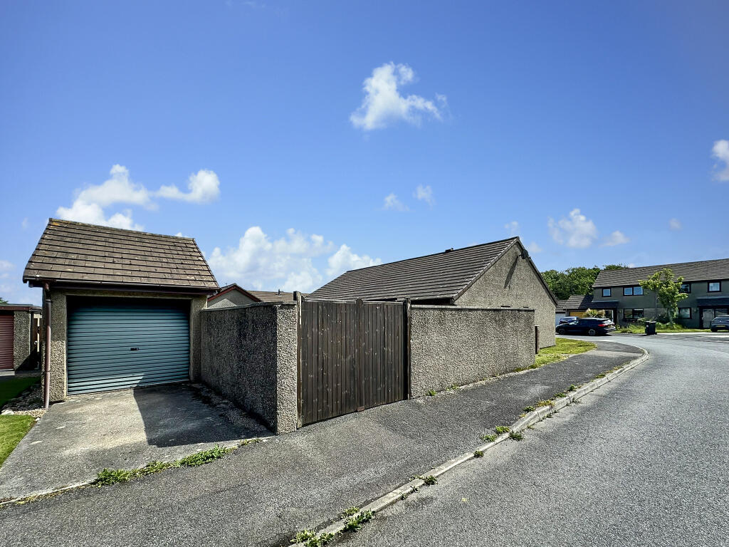 Garage/Off Road Parking