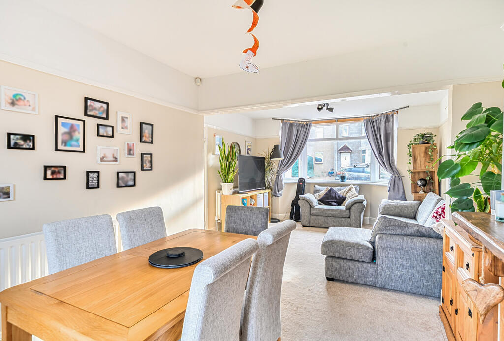 1376873-5-6911f5a...