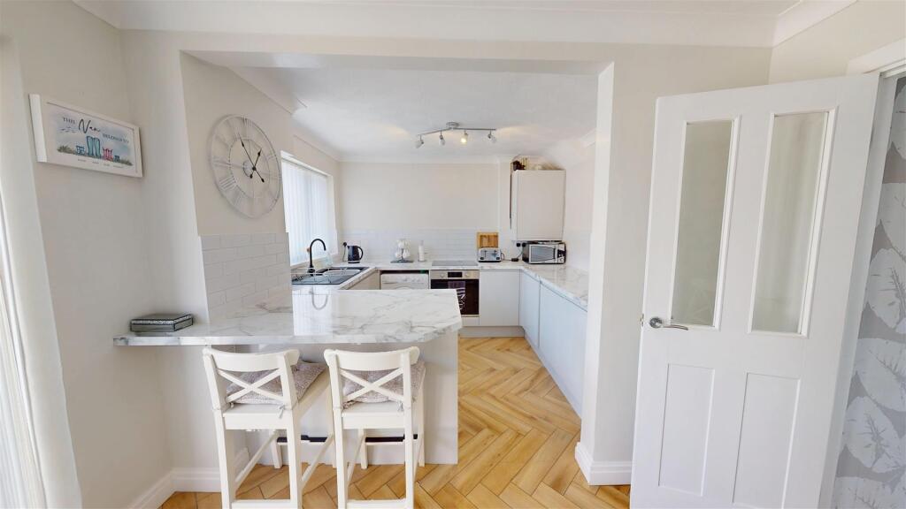 Laffak Road Kitchen Diner