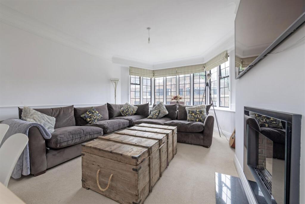 21 Selwyn Hse Rec 2.jpg