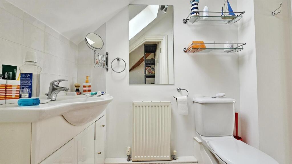 Jack &amp; Jill En-Suite