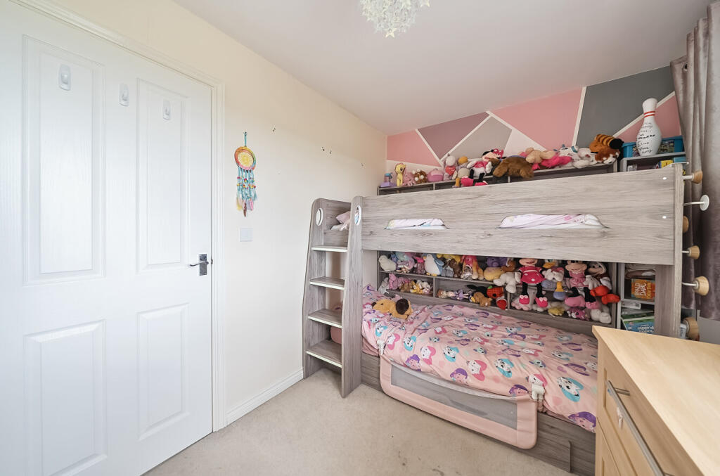 1312065-18-685beb...