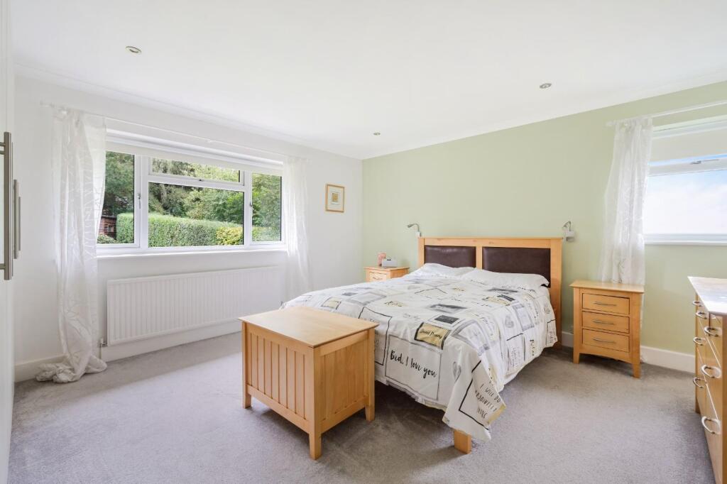 OLD OAK AVENUE (11).jpg