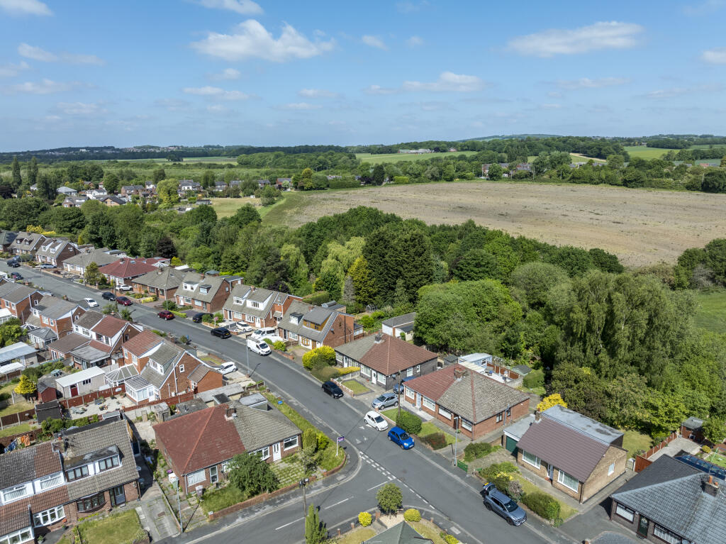 1 Brookside close-41