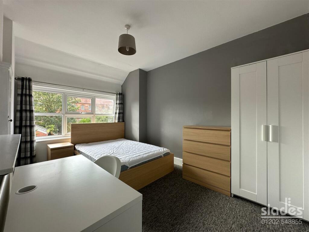 Bed 2