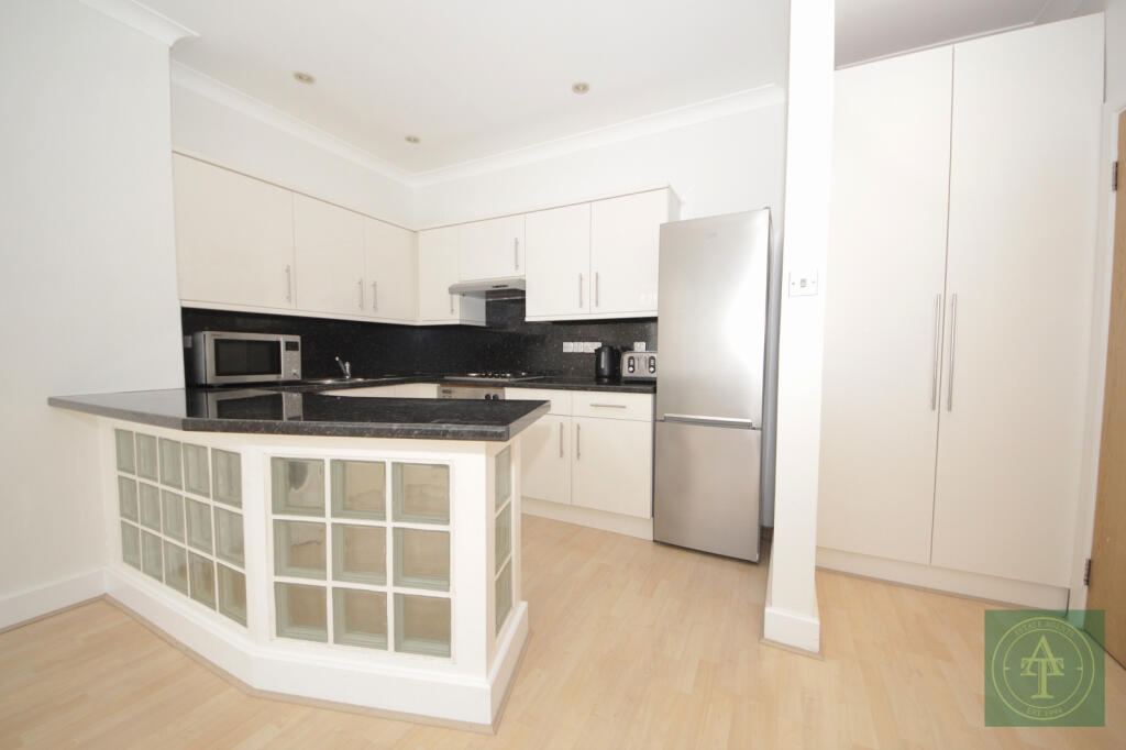 One bedroom Ground Floor Flat For Sale